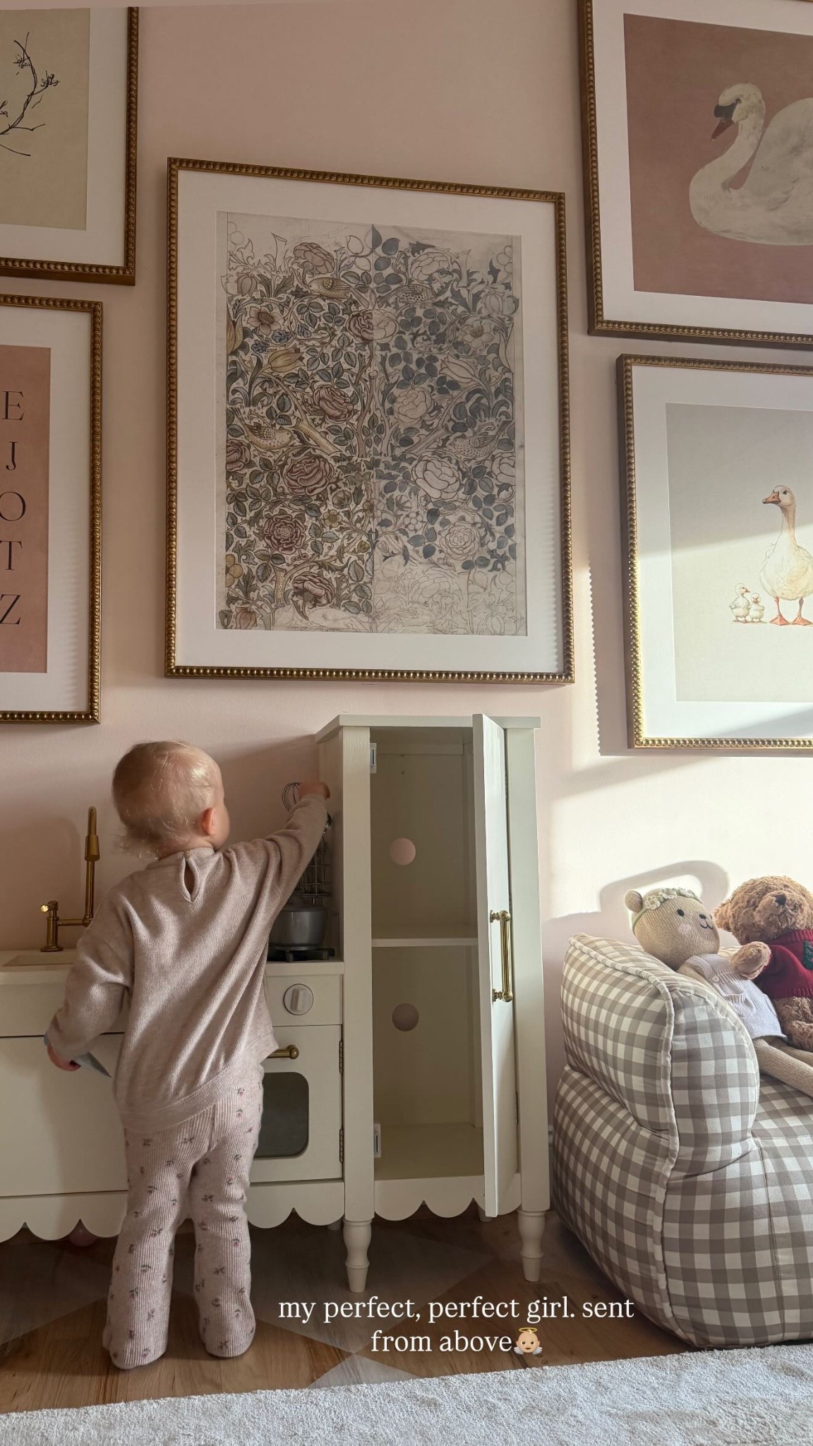 my perfect, perfect girl. sent from above👼🏼