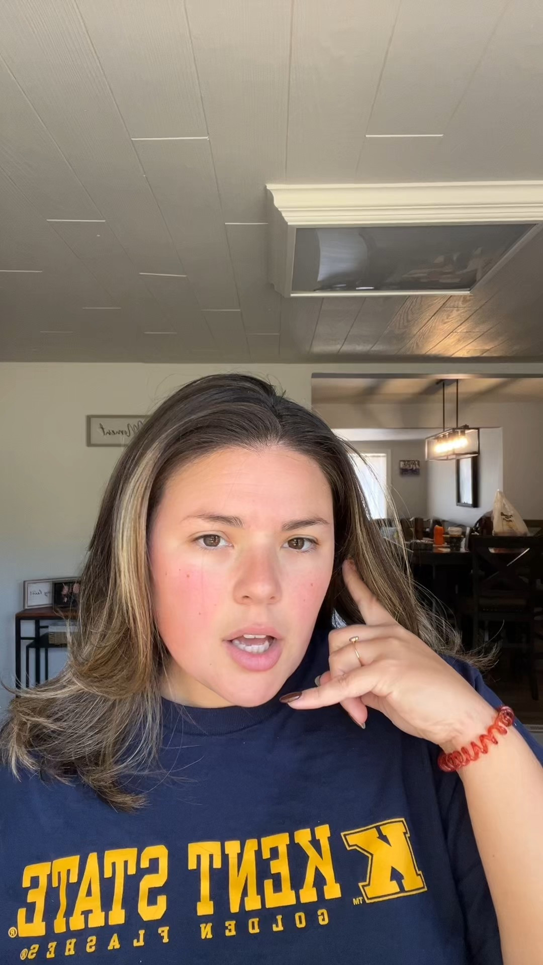 Went a little darker for the fall 

 

#LTKFindsUnder50 #LTKBeauty