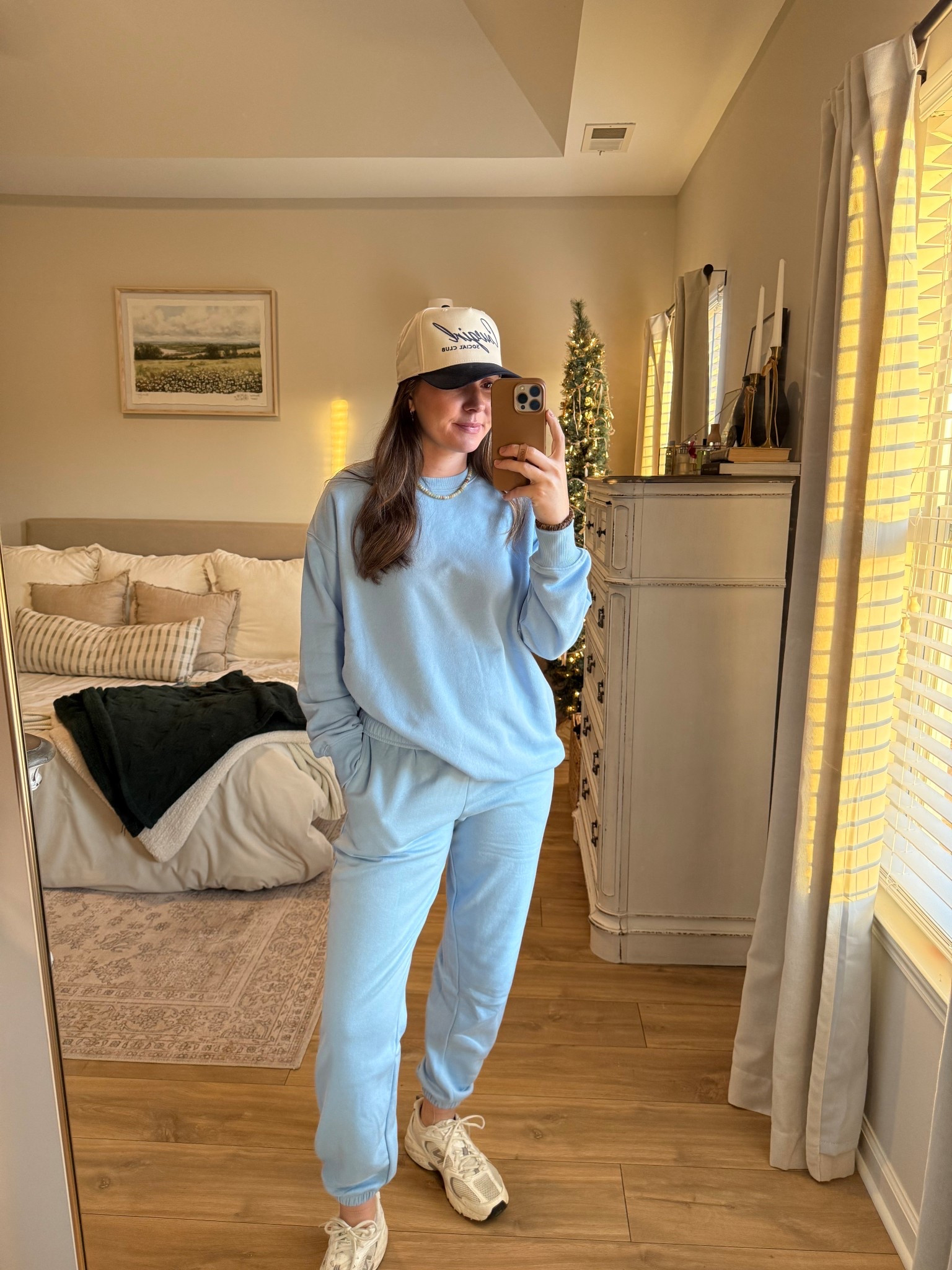 My 3rd color in this $20 set! It is SO good for the price. Wearing a medium here 🤰🏻🤍

#LTKBump #LTKFindsUnder50 #LTKmomlife