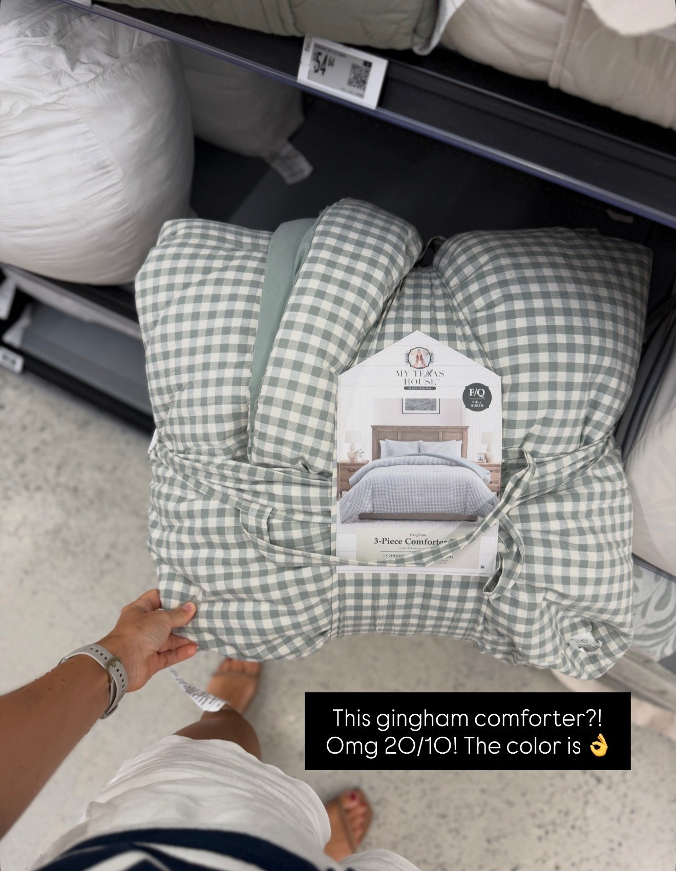 This gingham comforter from Walmart! 😍

#LTKHome