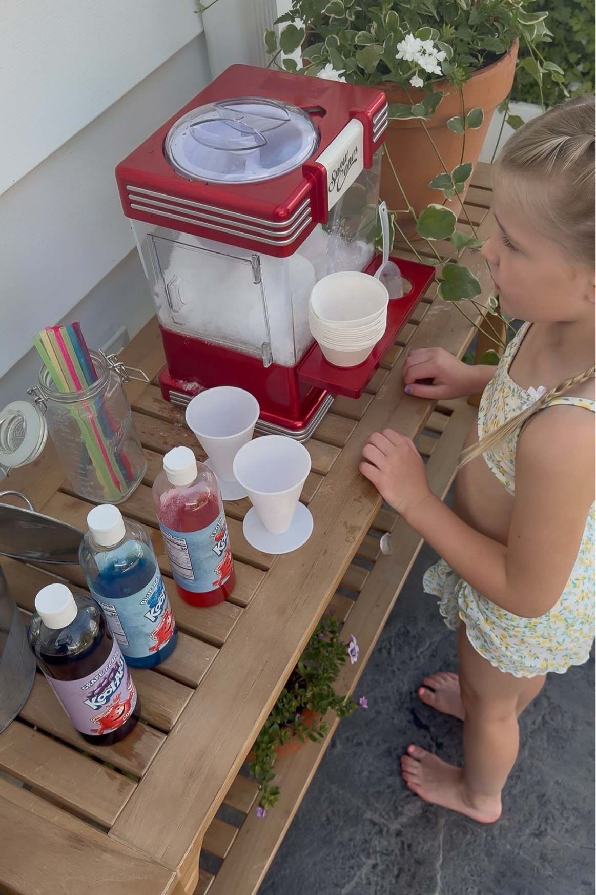 #Ad This summer I’ve been leaning into all the things I remember loving as a kid 🍧 I found so many of those childhood favorites on @Wayfair, bringing the 90s summer magic right to our own backyard. ☀️
#wayfair #wayfairpartner #liketkit

#LTKKids #LTKSaleAlert #LTKdayinmylife