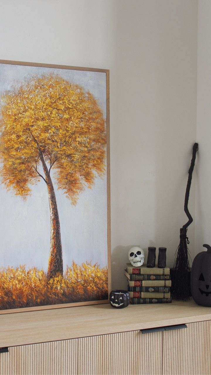 Something spooky is brewing...💀💀💀

#homeinspo #halloween #spookyseason #homedecor