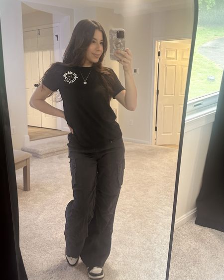 Somebody’s Bomb Ass Mom 💣 💁🏻‍♀️

Size down in cargos (they run pretty big!)
I’m an xxs for reference - usually a small 



#LTKGiftGuide #LTKstyletip #LTKbeauty