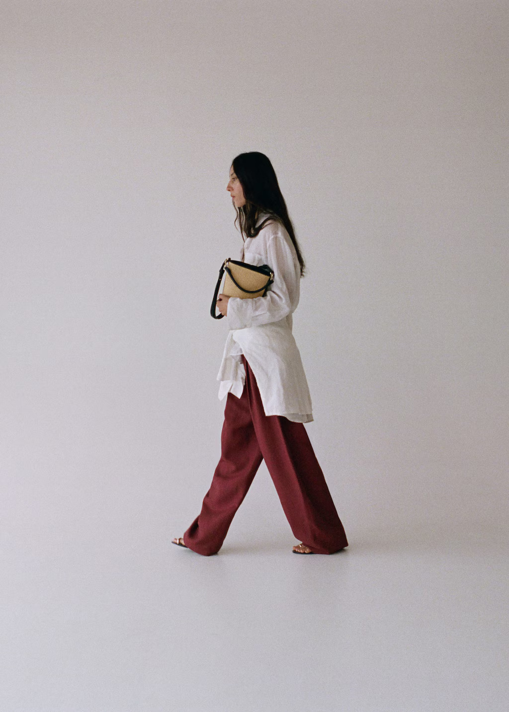 Small raffia bucket bag black - Woman - One size - MANGO | MANGO (UK)