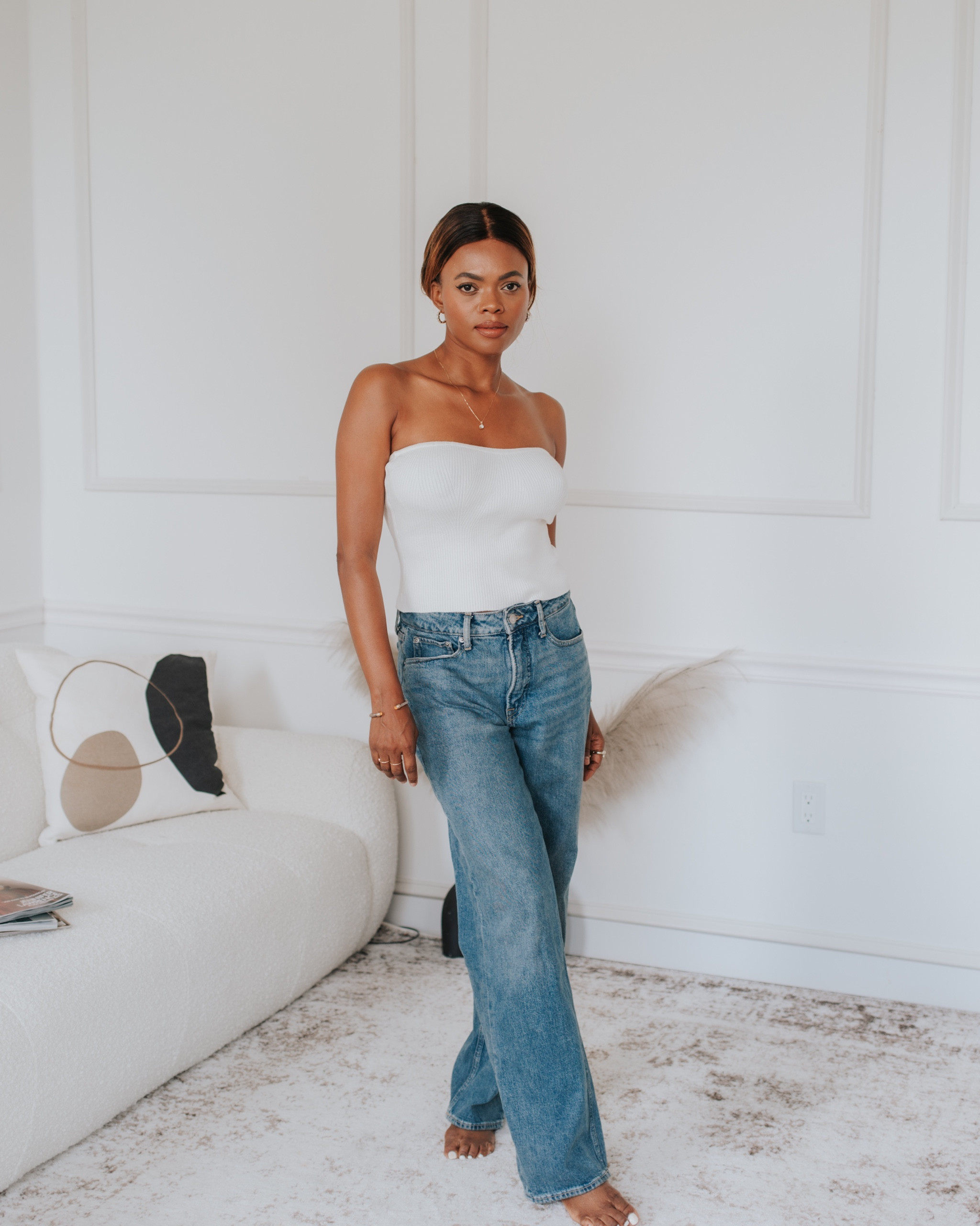 Clavicle is the new cleavage! 

And what perfect way to show off your clavicle, off should knits 🧶 of course. 
Just because the temps are cooling down doesn’t mean you can’t shower your shoulders. Add some knit bustier to your wardrobe. 



#LTKSeasonal #LTKworkwear #LTKstyletip