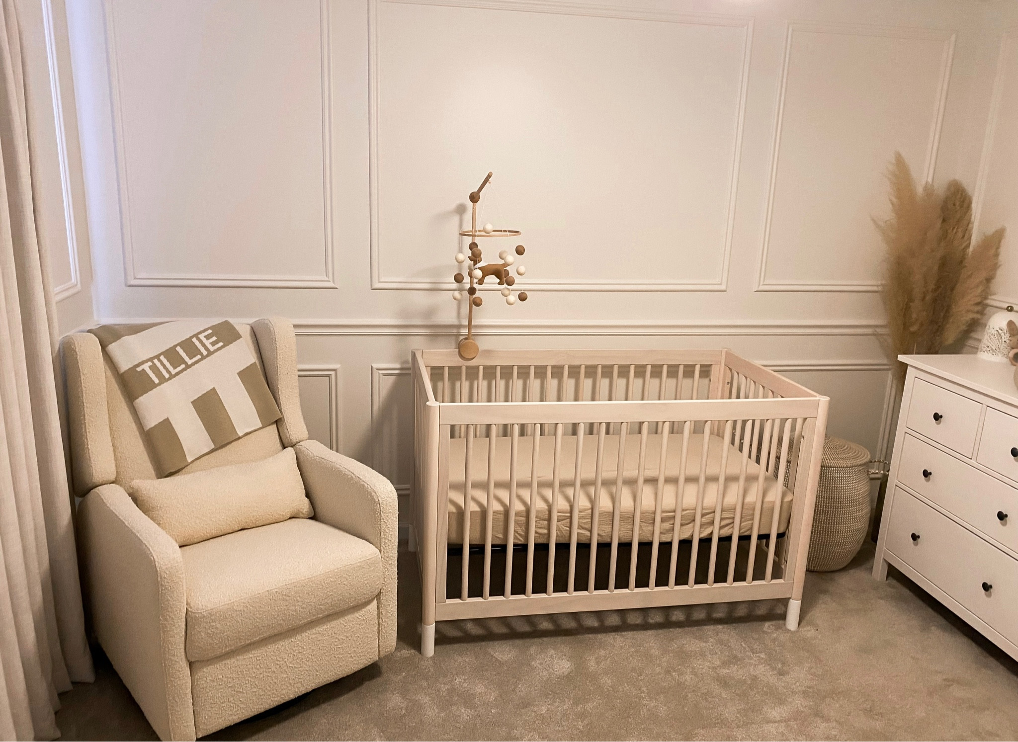 Nursery, baby girl, baby letto, carters, boucle, recliner, crib, baublebar, Amazon

#LTKbump #LTKhome #LTKbaby