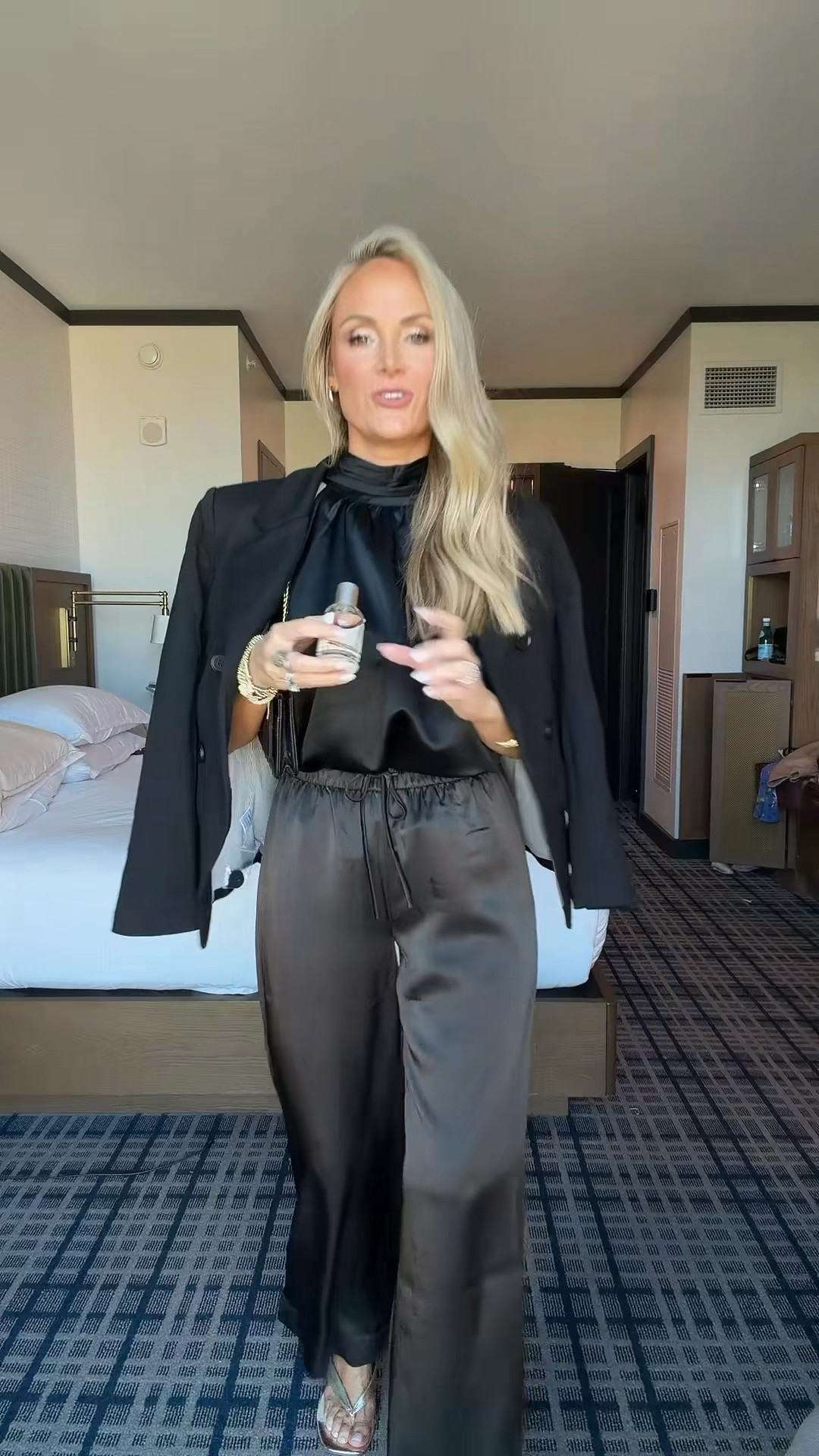 OOTN -viral lodge sayin pants

#LTKNYFW #LTKgrwm #LTKOver40