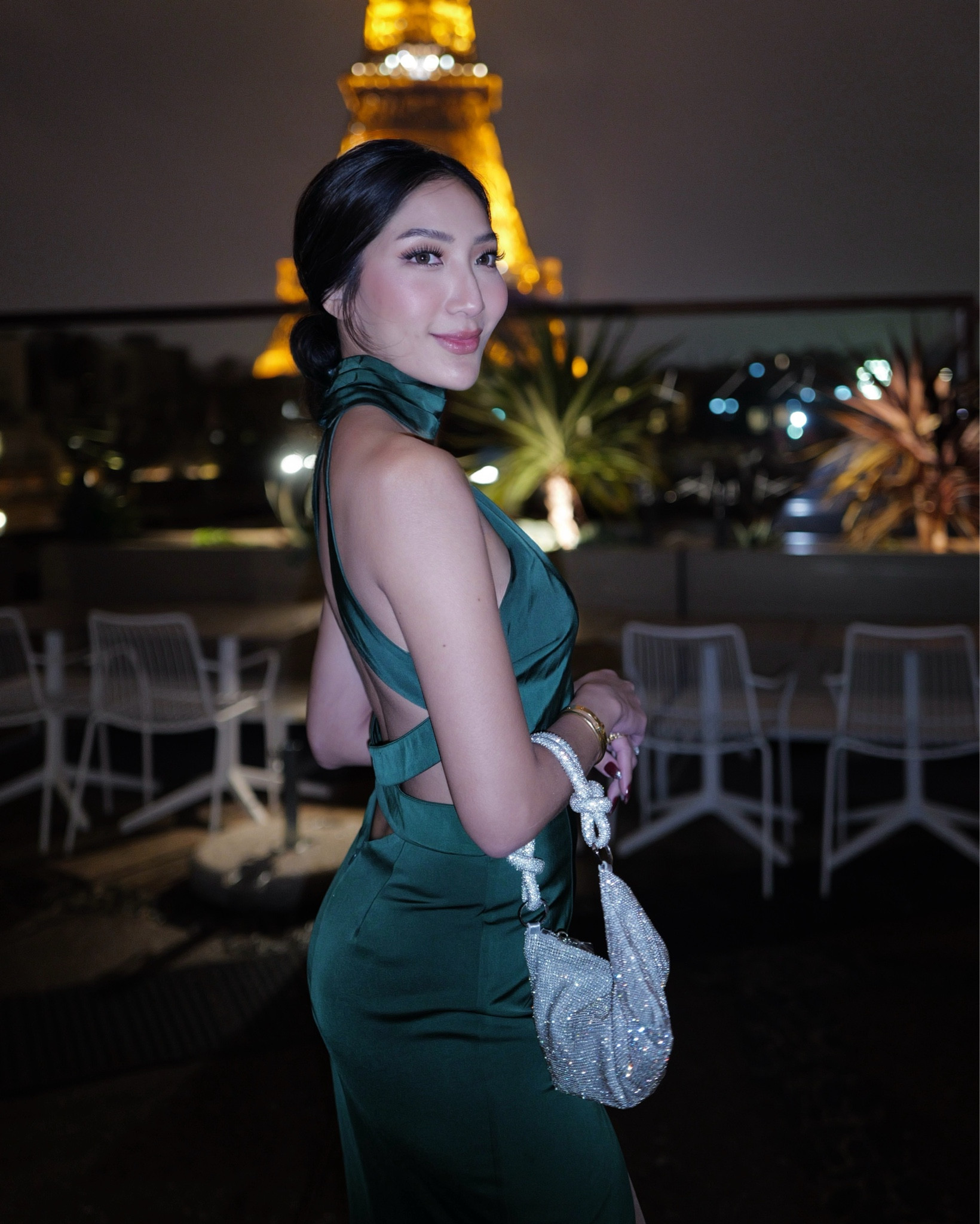 💚🎄 Festive Dinner Dress 🍽️ #Christmas #Paris #EiffelTower 

#LTKTravel #LTKHoliday #LTKStyleTip