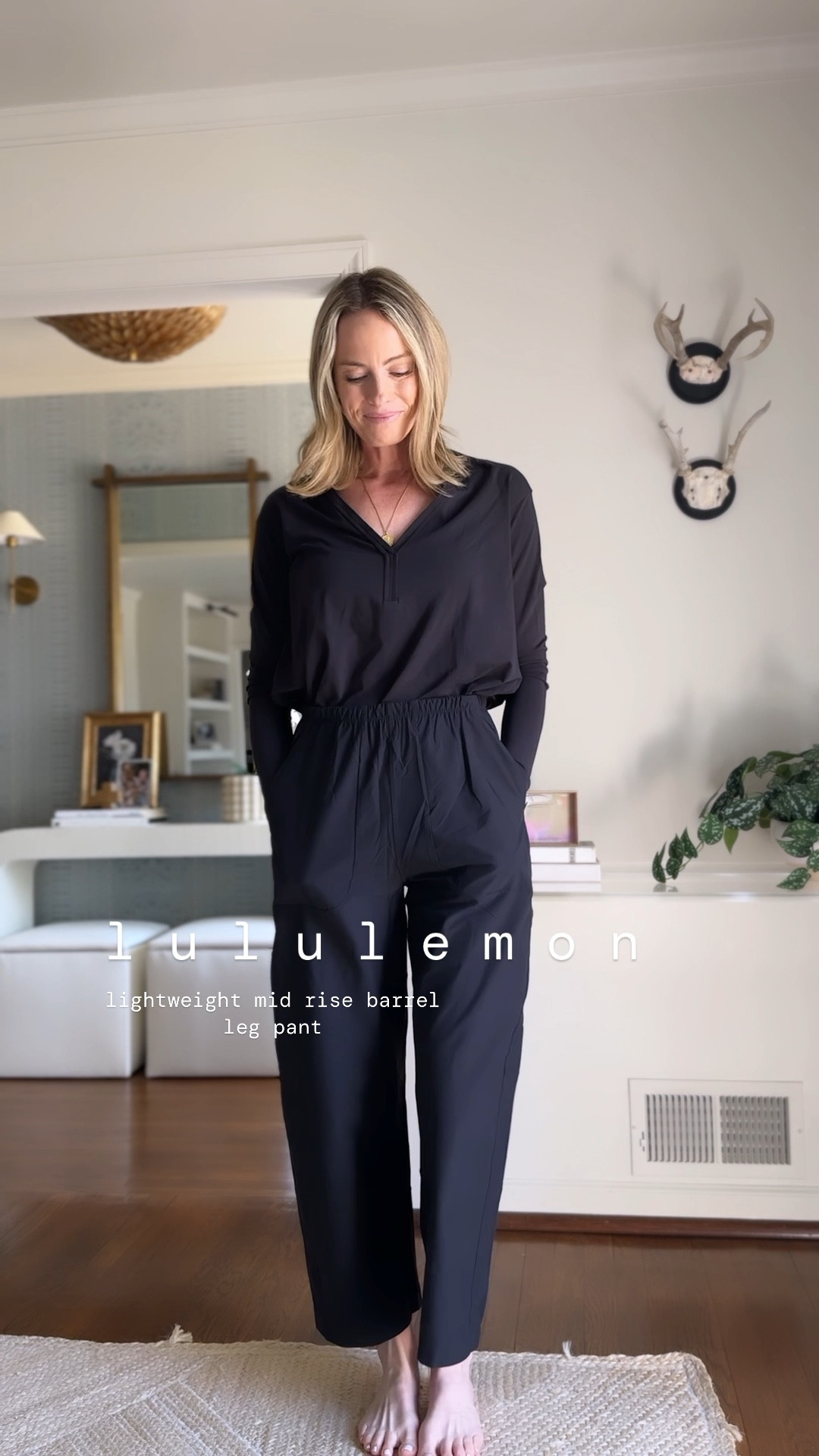 Weekend Vibes ✔️ found a perfect weekend pant from @lululemon. It’s on trend, comfortable and a nice change up to joggers. Grab your true to size! #lululemoncreator #ad 

#LTKVideo #LTKstyletip