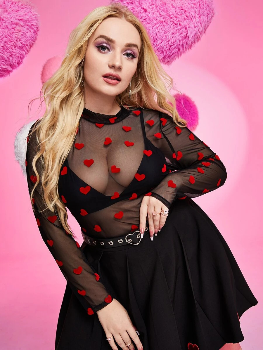 SHEIN EZwear Plus Mock Neck Heart Print Mesh Top Without Bra | SHEIN