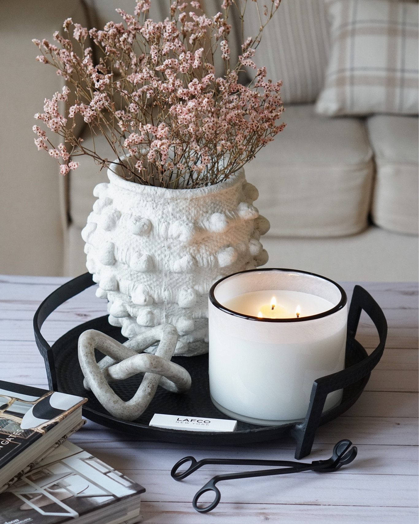 Beautiful #coffeetable styling. #coffeetabledecor #homedecor #consoletabledecor #homedecoridea #dazzlensparkle

#LTKunder50 #LTKFind #LTKhome