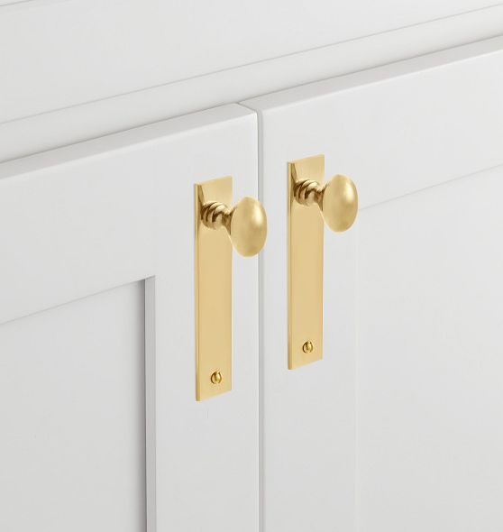 Oval Cabinet knob with Rectangle Backplate | Rejuvenation