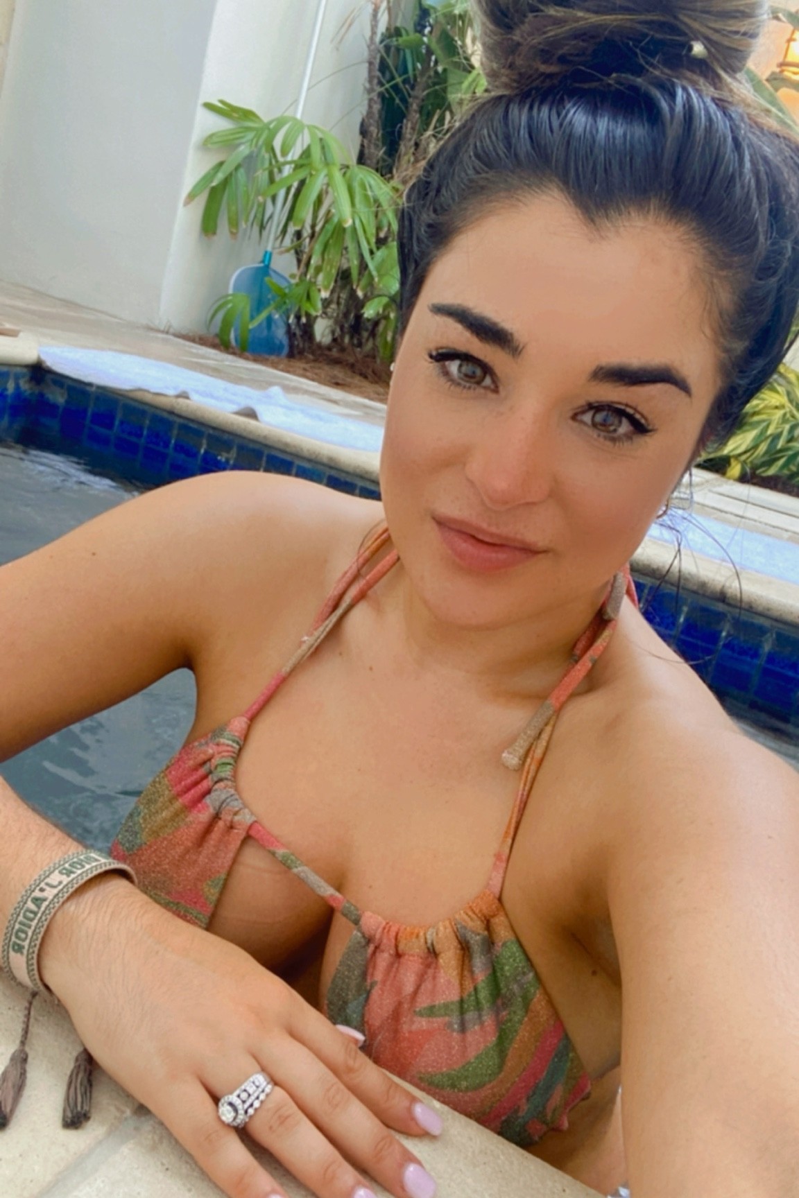 Hey everyone, sorry I have been so absent on here lately… Im sure like many of you life has been alot. I have had alot going on in my personal life & work has been busy as a NP, but Im planning to post more :). Anyways heres my recent swimwear purchase, I added similar styles, pairing and some are on SALE. 
#flipflopfavorite
#olukai

#LTKswim #LTKtravel