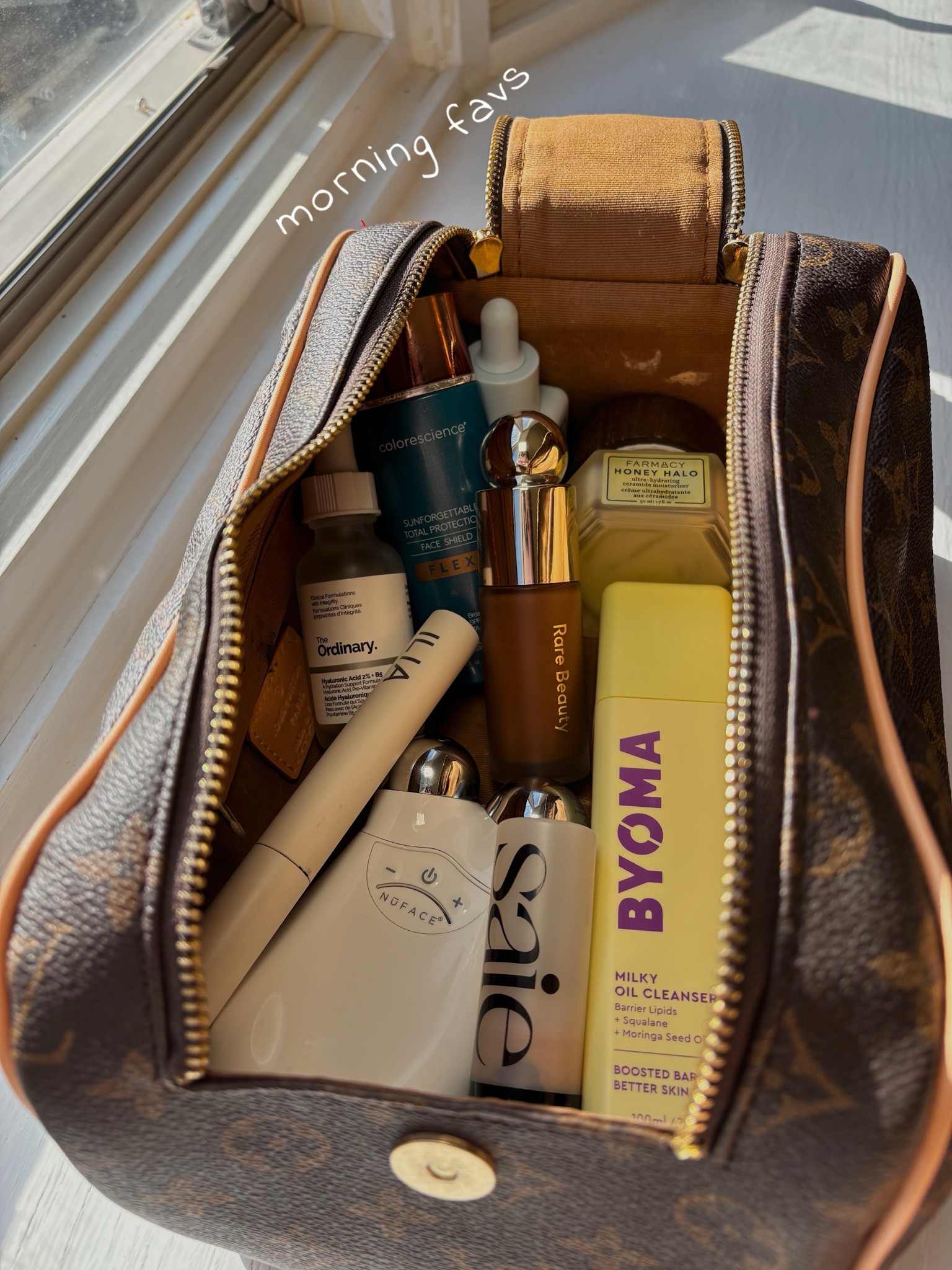 Beauty favorites / lineup of the day 🤎

#LTKTravel #LTKSaleAlert #LTKBeauty