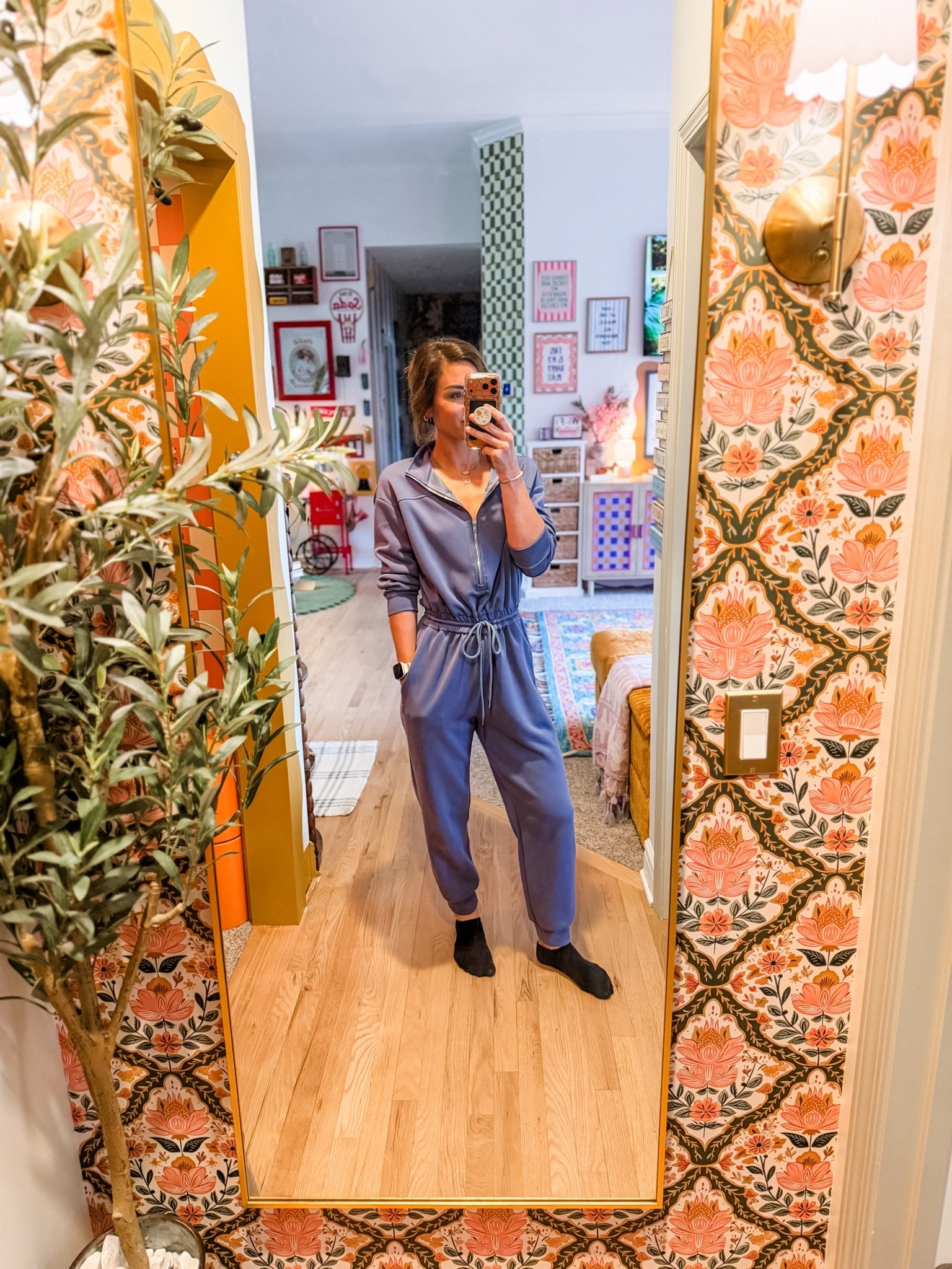 Long sleeved jumpsuit
Wearing size S (TTS)

#LTKmomlife #LTKootd