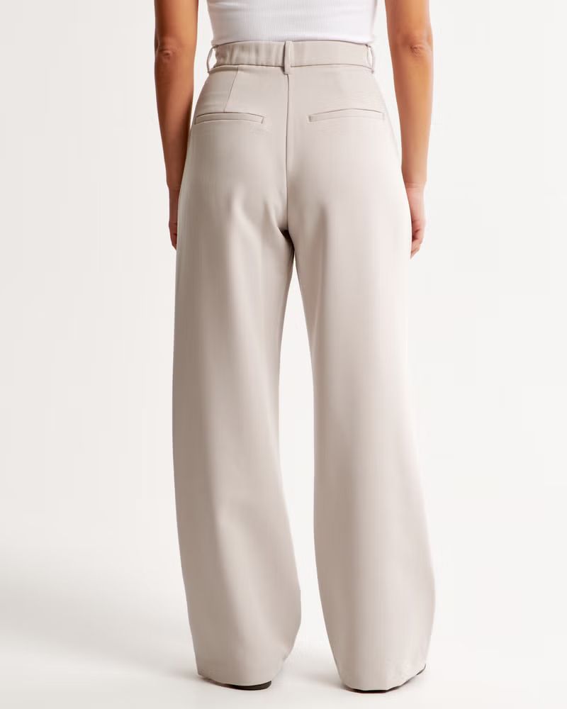 Women's Curve Love A&F Sloane Tailored Pant | Women's Bottoms | Abercrombie.com | Abercrombie & Fitch (UK)