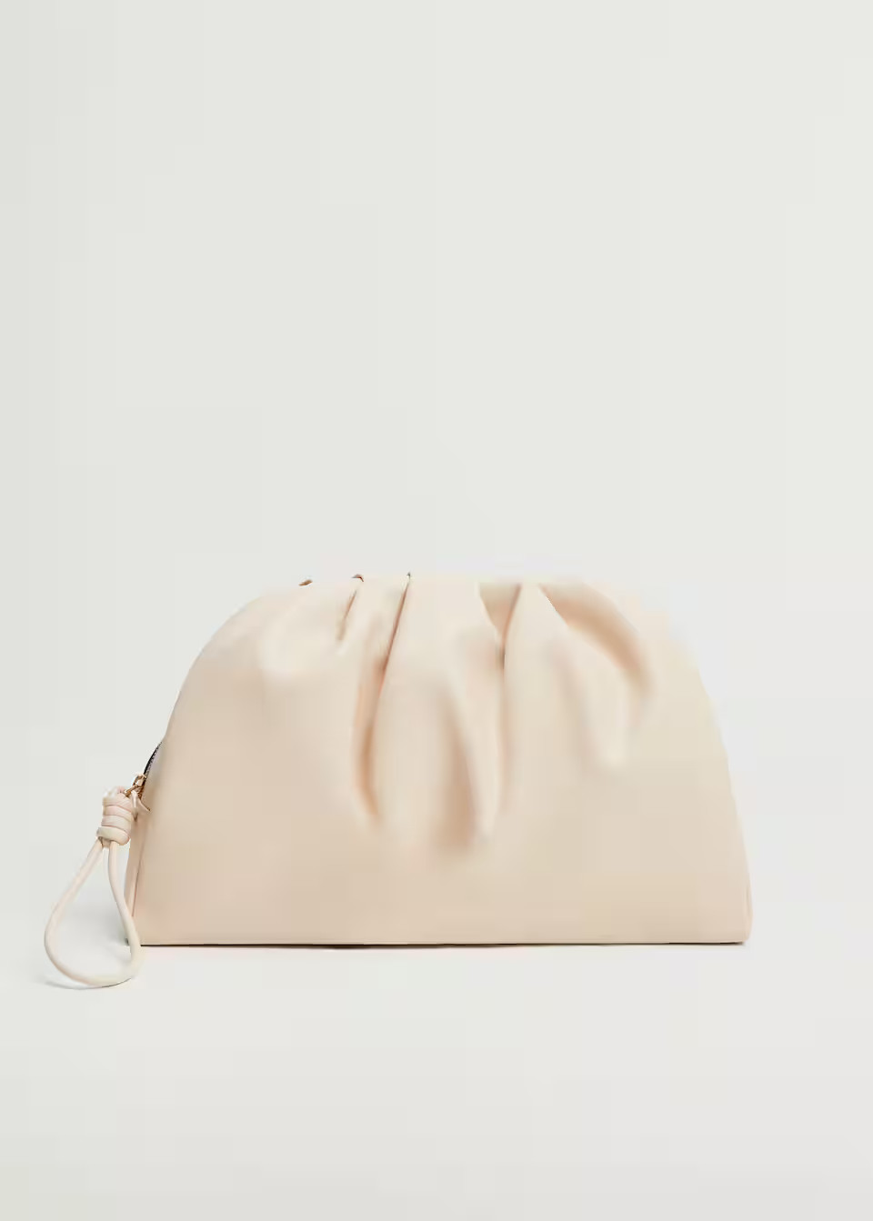 Pleated volume clutch | MANGO (US)