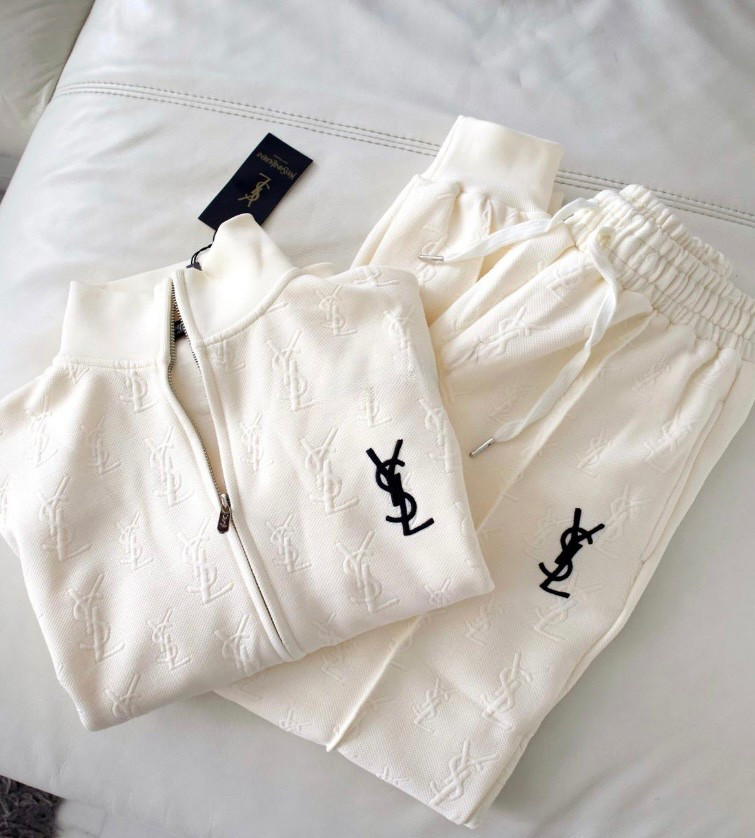 Wow, wow wow so gorgeous quality amazing

#LTKBeauty #LTKActive #LTKStyleTip