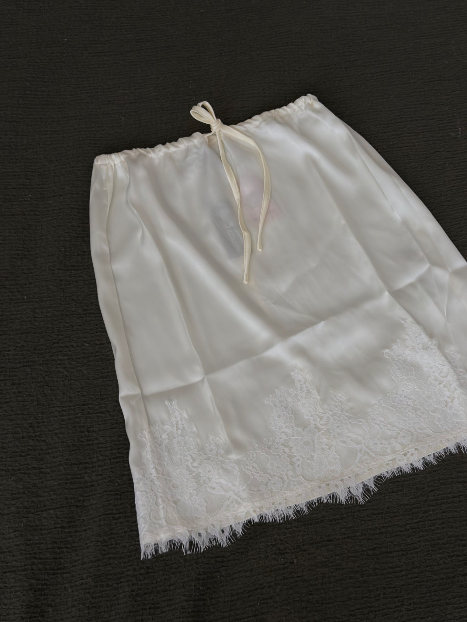 perfect lace skirt for layering 

#LTKWorkwear #LTKootd #LTKU
