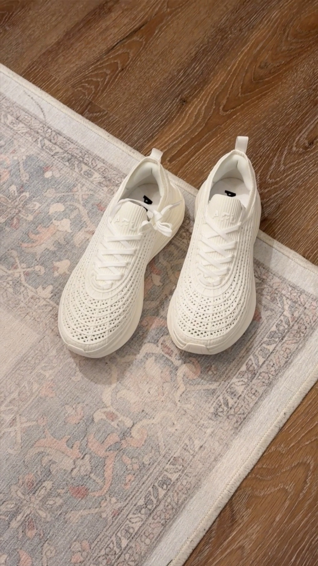 best running shoes! so comfy!✨

#LTKActive #LTKmomlife #LTKHome