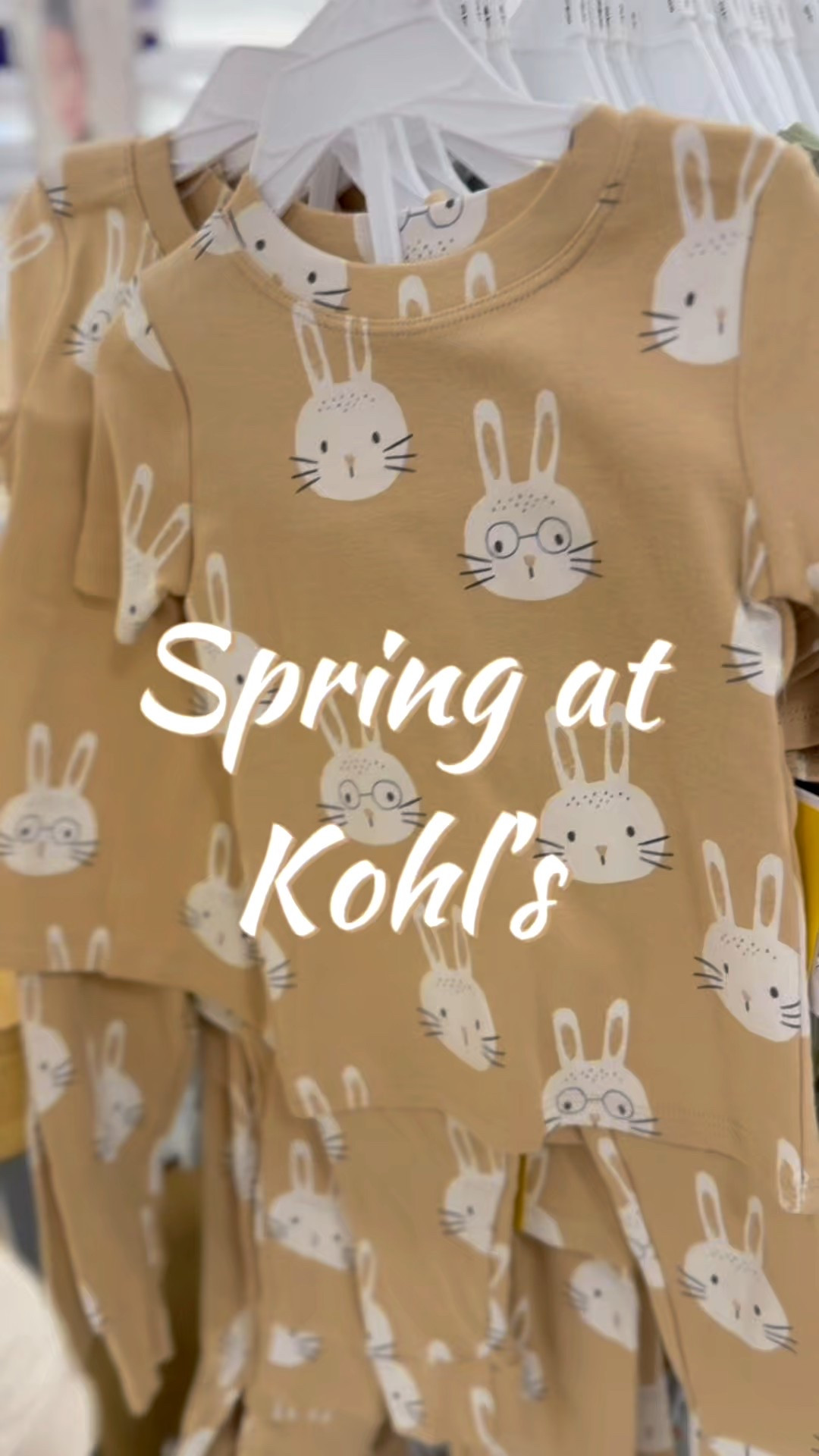 POV: you run into Kohl’s for one thing and suddenly it’s full spring + Easter mode 🌸🐰

Character woven baskets, carrot-themed Nerds candy, all the Peeps, bunny cutting boards, spring candles, the cutest Little Co. by Lauren Conrad bunny + carrot PJs, Easter dresses with matching purses and bonnets… it’s all already out 👀

If you like to grab the good stuff before it’s picked over, now’s the time.

#kohlspartner #kohlsfinds @kohls @laurenconradco  @littleco 