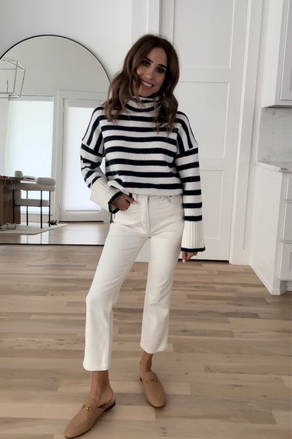 Stripe sweater size xxs, ankle jeans size 24 short use code AFLTK 

#LTKSale #LTKfindsunder50 #LTKfindsunder100