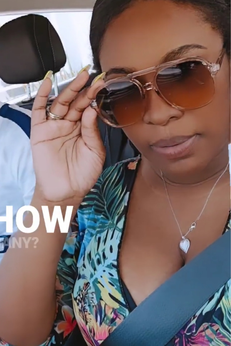 Travel Outfit! Tropical vacation OOTD 🌴

#travel #vacation #island #outfit #outfitidea #amazonoutfit #packing #whattopack #travelfavorites #sunglasses #jewelry

#LTKtravel #LTKswim #LTKstyletip