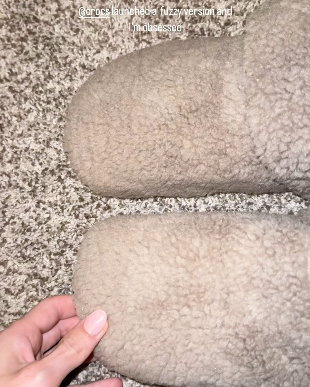 Cozzzy slippers by @Crocs is back! I’m so excited. The perfect lounge wear shoe for fall #fall #fallshoes #cozy #cozyshoes 

#LTKFallSale #LTKSeasonal