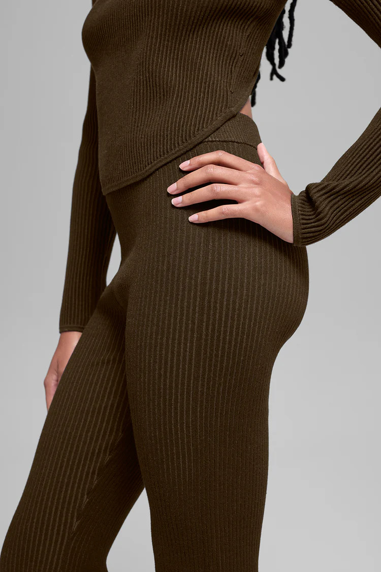 Denim Knit High-Waist Flare Pant - Espresso/Black | Alo Yoga (US)