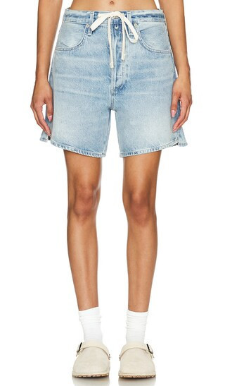 Citizens of Humanity Brynn Drawstring Short in Denim-Light. - size 29 | Revolve Clothing (Global)