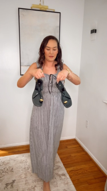 Wore this for Mother’s Day, Simple, feminine, comfortable… exactly how I wanted to feel today. 

There’s something about an easy feminine outfit that just makes the whole day feel lighter 🤍

No uncomfortable jeans.
No overthinking.
No trying too hard.

feminine outfit ideas, mom style outfit, casual chic outfit, summer outfit

#LTKootd