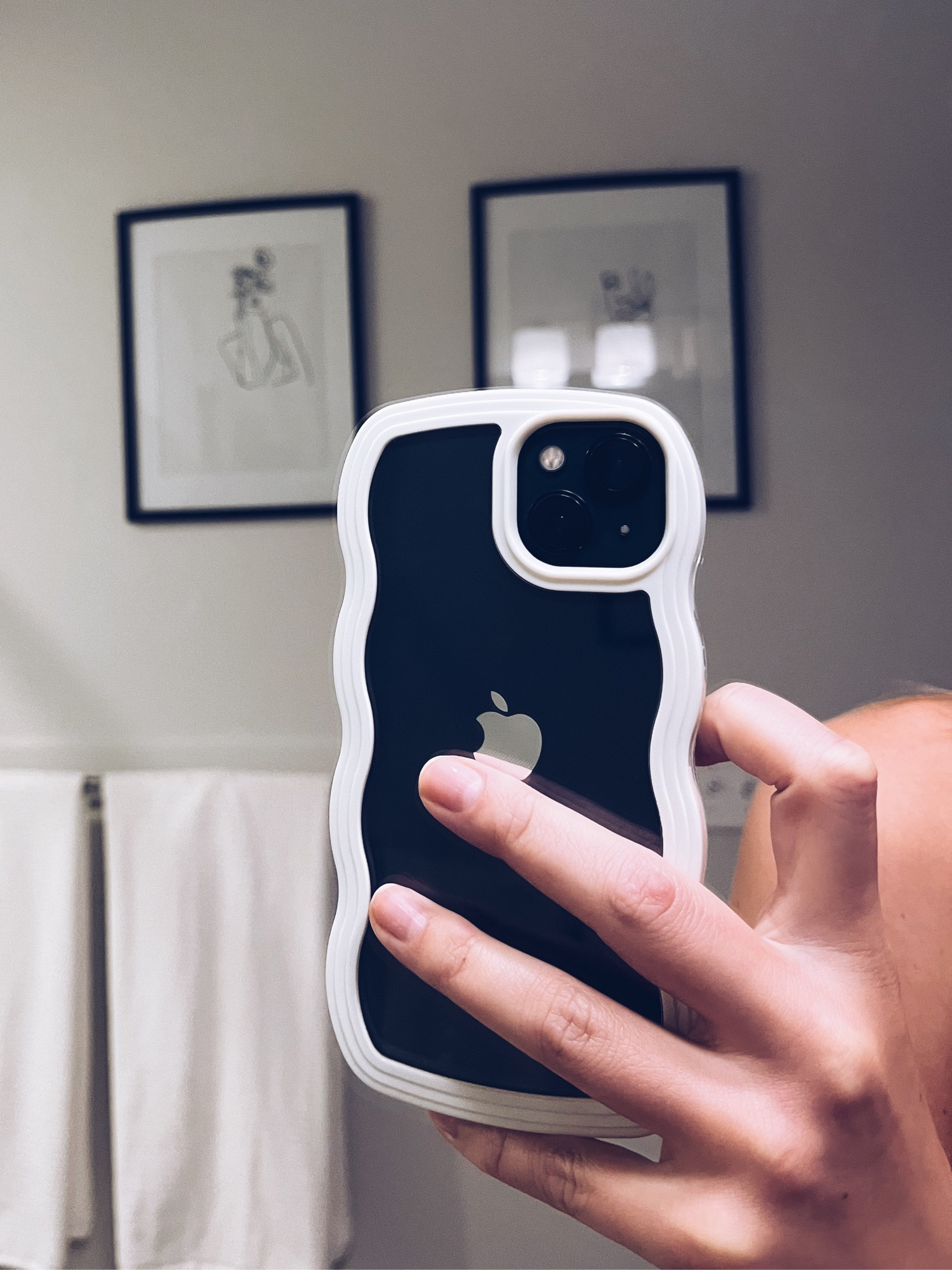 The cutest clear shockproof phone case from Amazon!! #amazon #phonecase

#LTKGiftGuide #LTKunder50