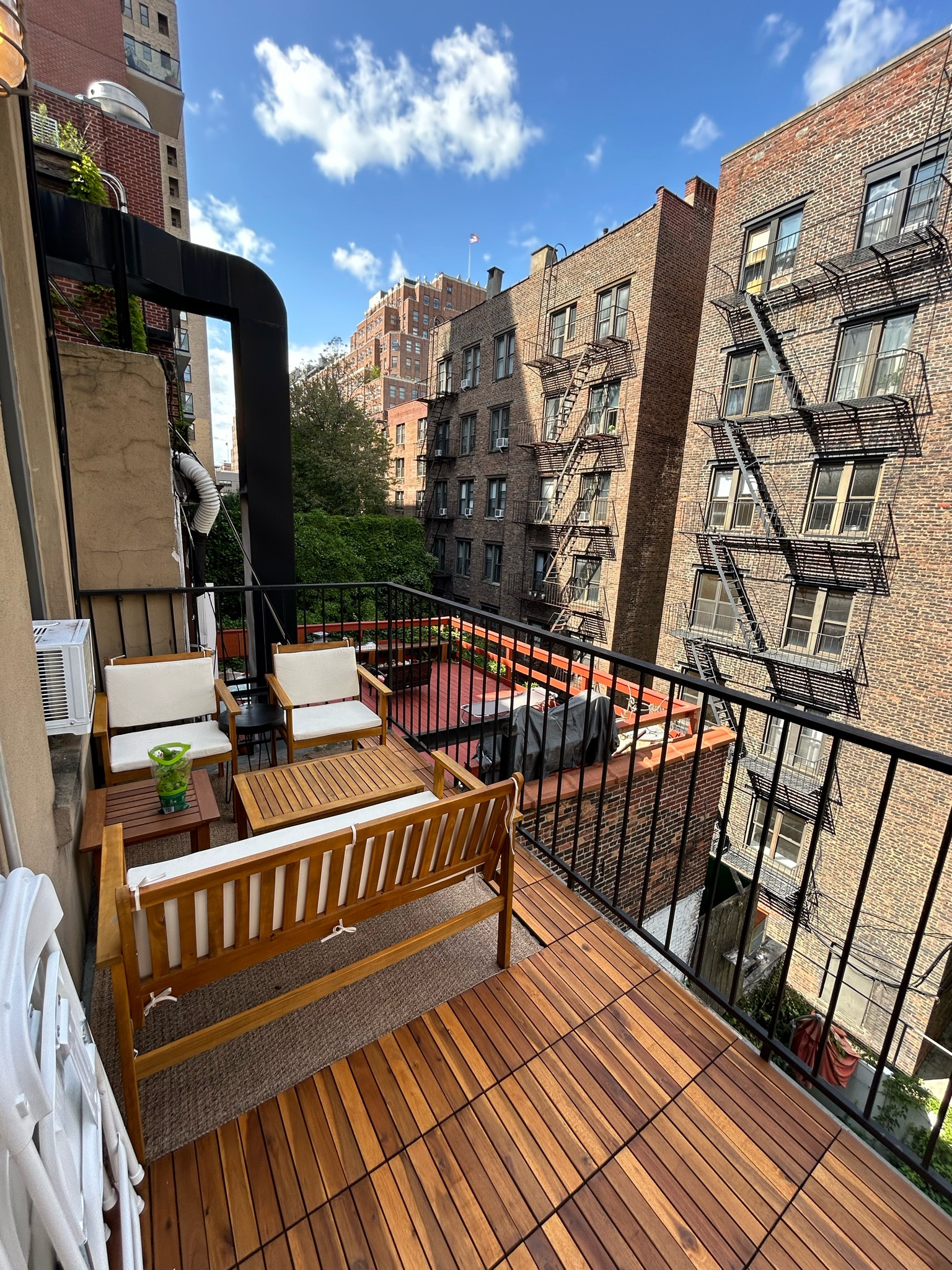 Outdoor patio furniture for apartment 