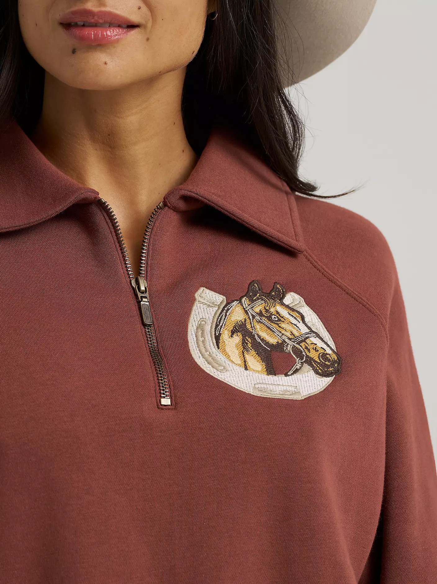 Women's Horseshoe Collared Zip Pullover | Wrangler