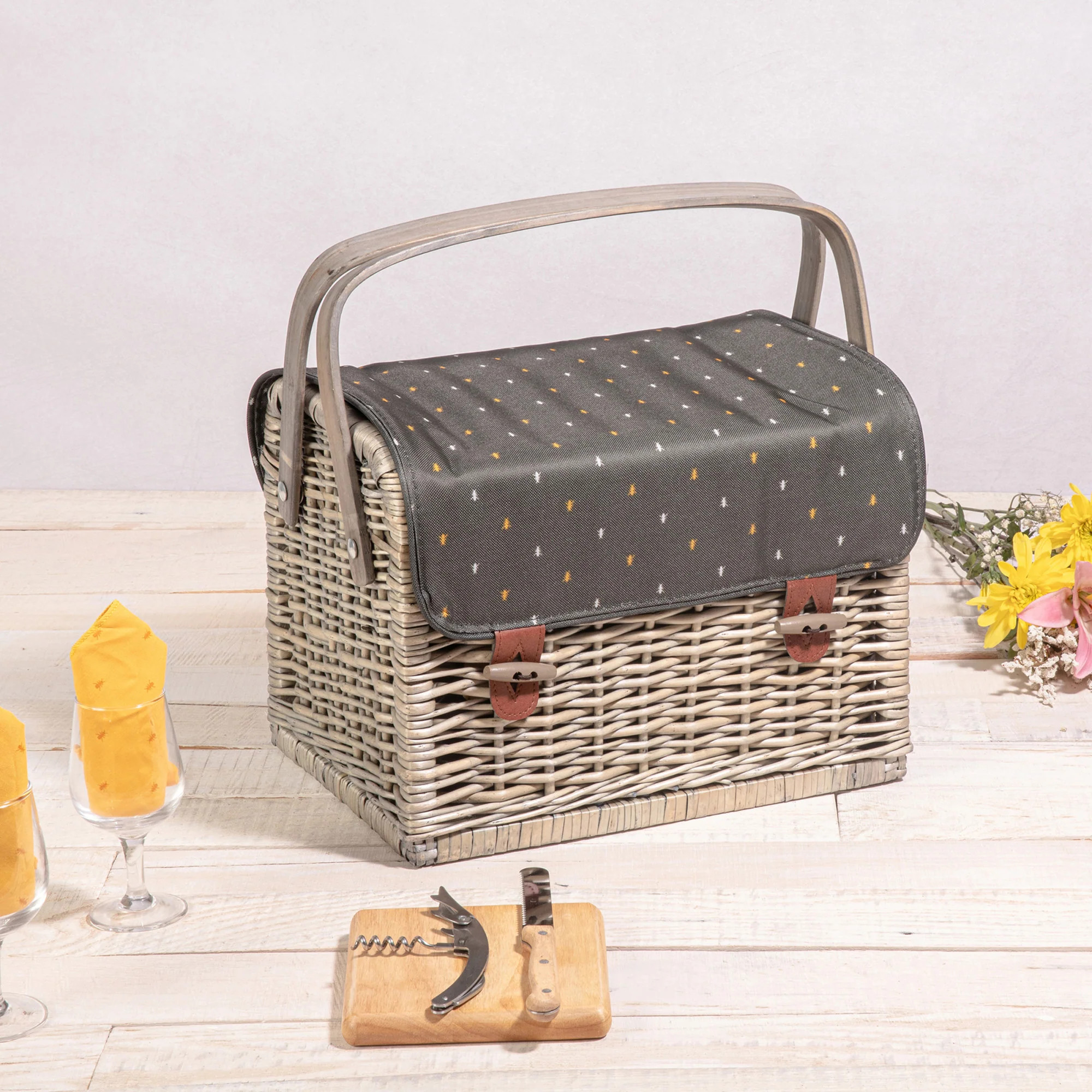 Kabrio Wine & Cheese Picnic Basket | Picnic Time