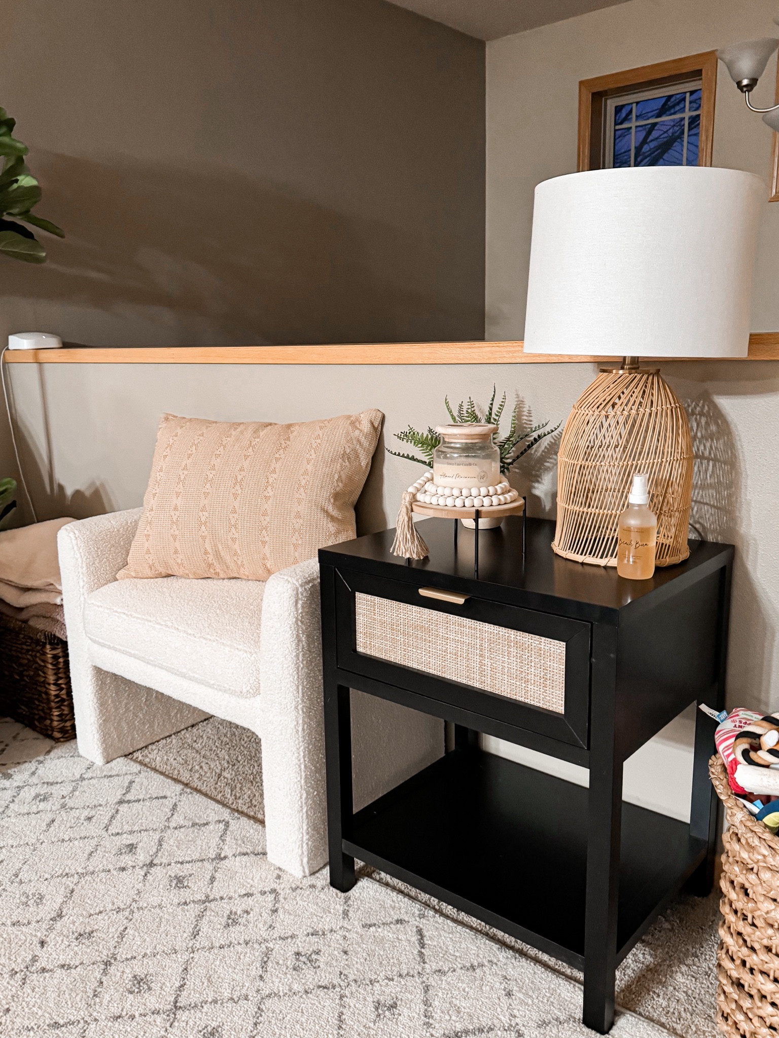 New end table finally came in today!

#home #homedecor #indoorfurniture #homefurniture #endtable #livingroom

#LTKfindsunder100 #LTKfindsunder50 #LTKhome