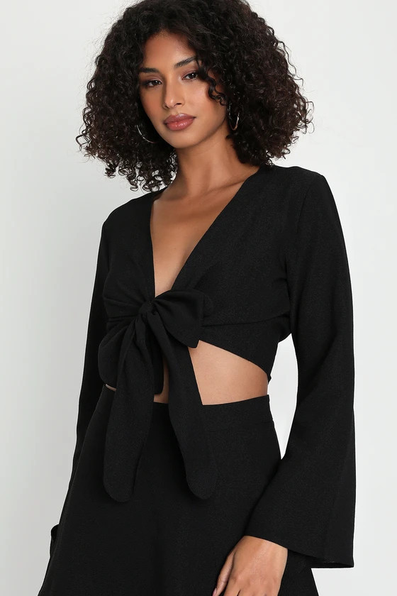 Carefree Season Black Tie-Front Long Sleeve Crop Top | Lulus (US)