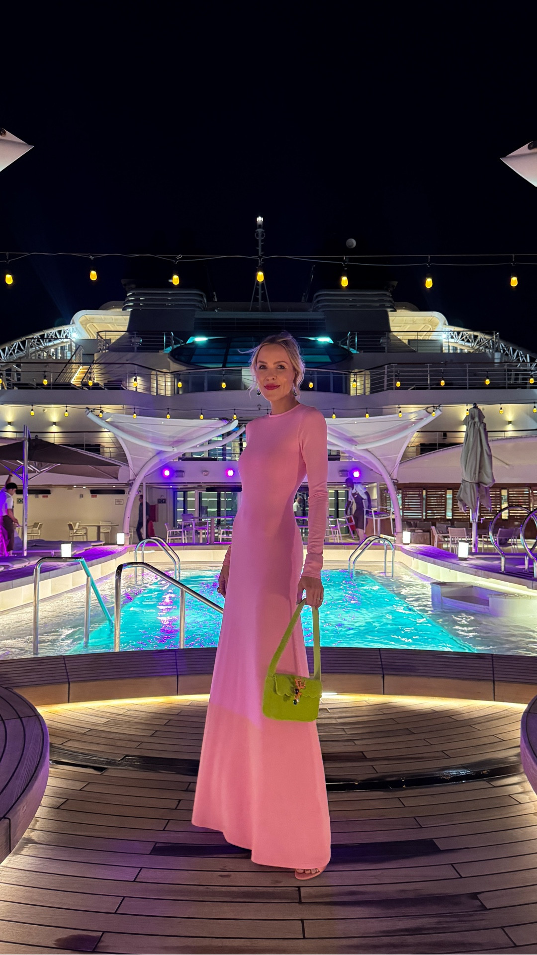 New colorway for one of my all time favorite dresses. Perfect option for Valentine’s Day! 

#LTKValentine #LTKWedding #LTKOver40