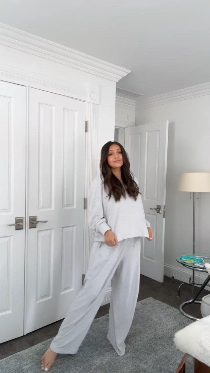 So many good deals in the LTK Spring sale right now!! 🛍️😍

I’m wearing a size M in the set from Abercrombie! It is so comfortable, a prefect transition outfit to spring, and great for pregnancy! 

My glowy makeup look is thanks to Dibs! You can shop 20% off site wide right now. I love dibs for everyday, but it’s so perfect for traveling too✈️! 

#LTKBeauty #LTKSpringSale #LTKStyleTip