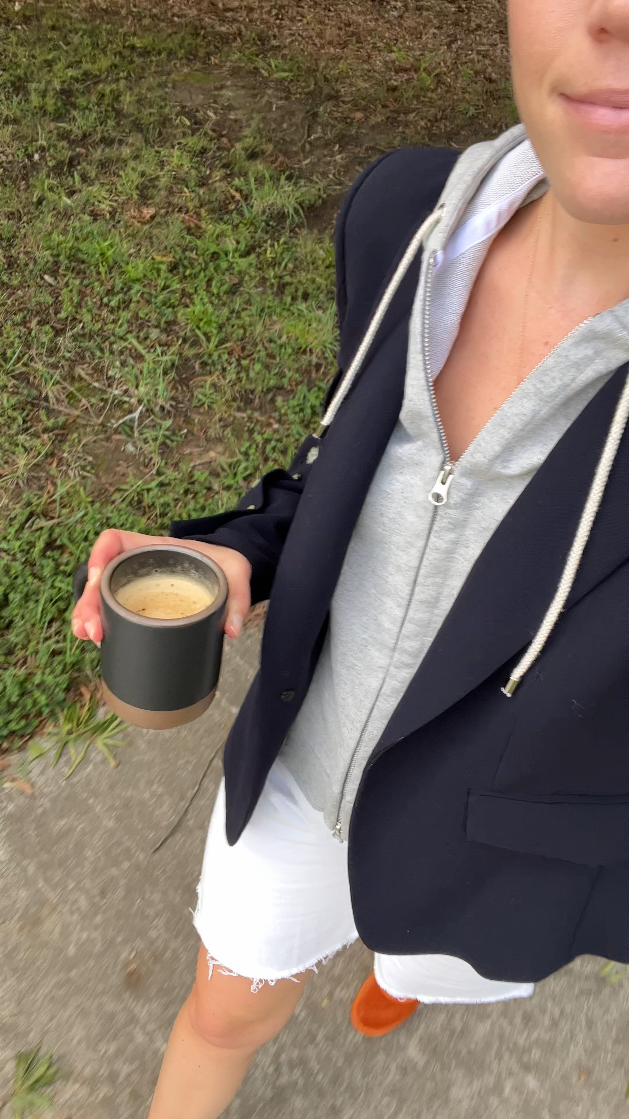 Veronica Beard, you’ve done it again. Simply obsessed with this navy blazer and Dickey combo. 

#LTKSeasonal #LTKworkwear #LTKstyletip