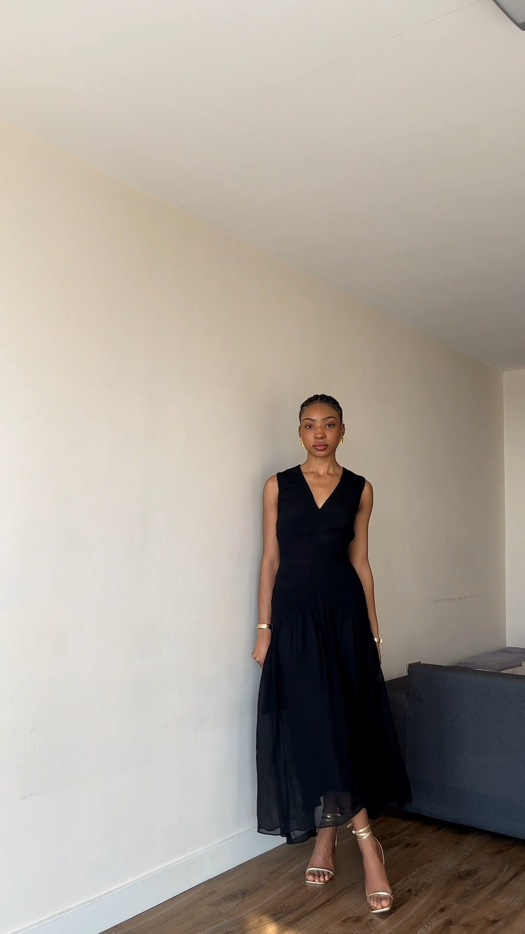 Ruched dress, black ruched dress, saffy ruched dress, Reiss, Reiss dresses, maxi dress, date night dress, evening dress, elegant dress for women, elegant styles, elegant fashion, leather clutch bag, demellier london, ego gold strap shoes, gold sandal heels, black leather bag 


#LTKGala #LTKeurope #LTKwedding