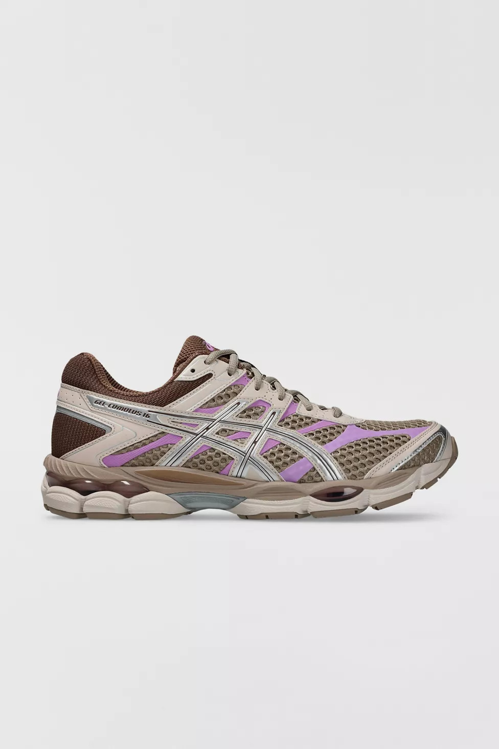 ASICS Gel Cumulus 16 Sneakers | Urban Outfitters (US and RoW)