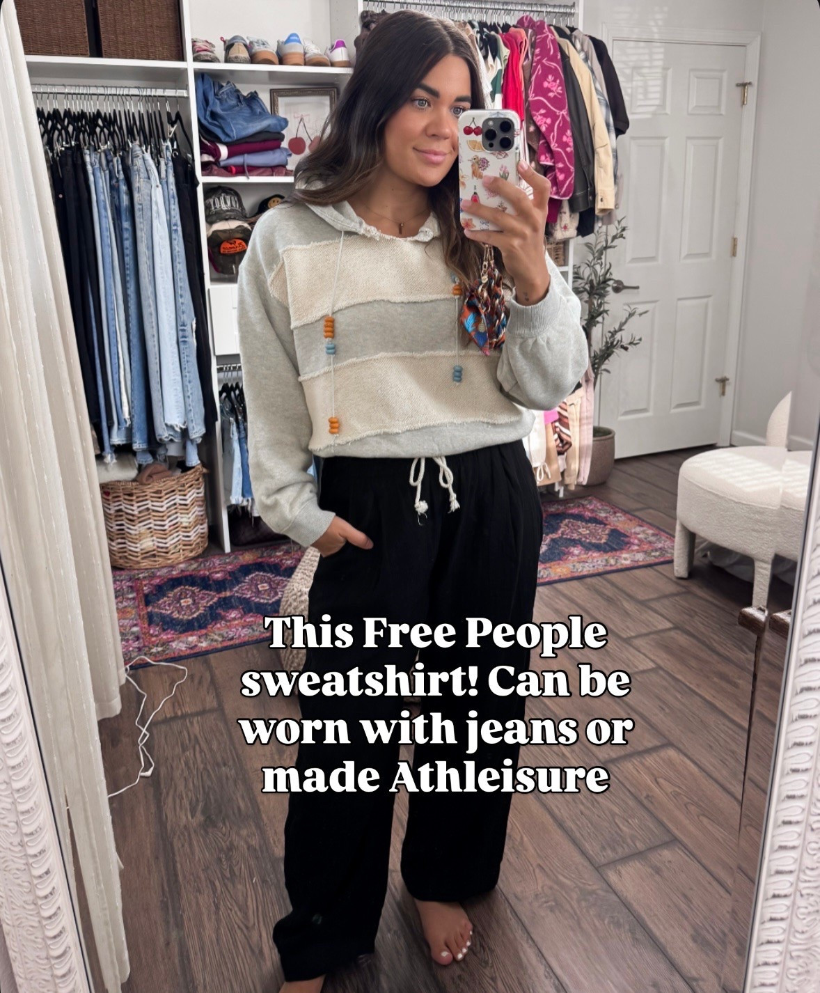 Size small free people sweatshirt

#LTKootd #LTKSeasonal