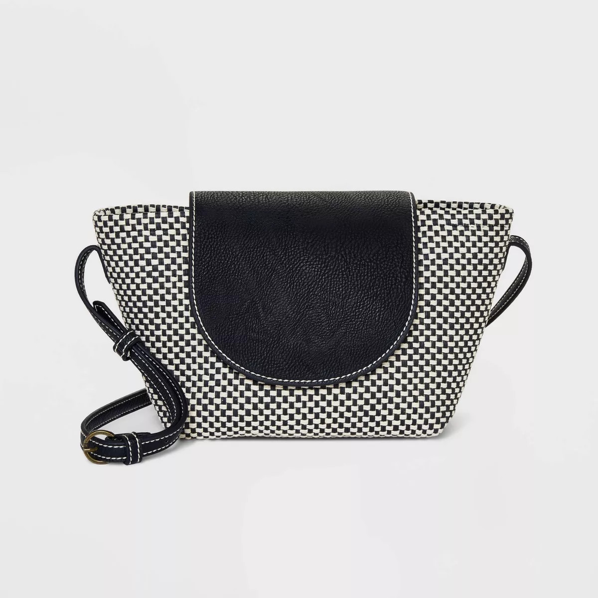 Straw Crossbody Bag - Universal Thread™ | Target