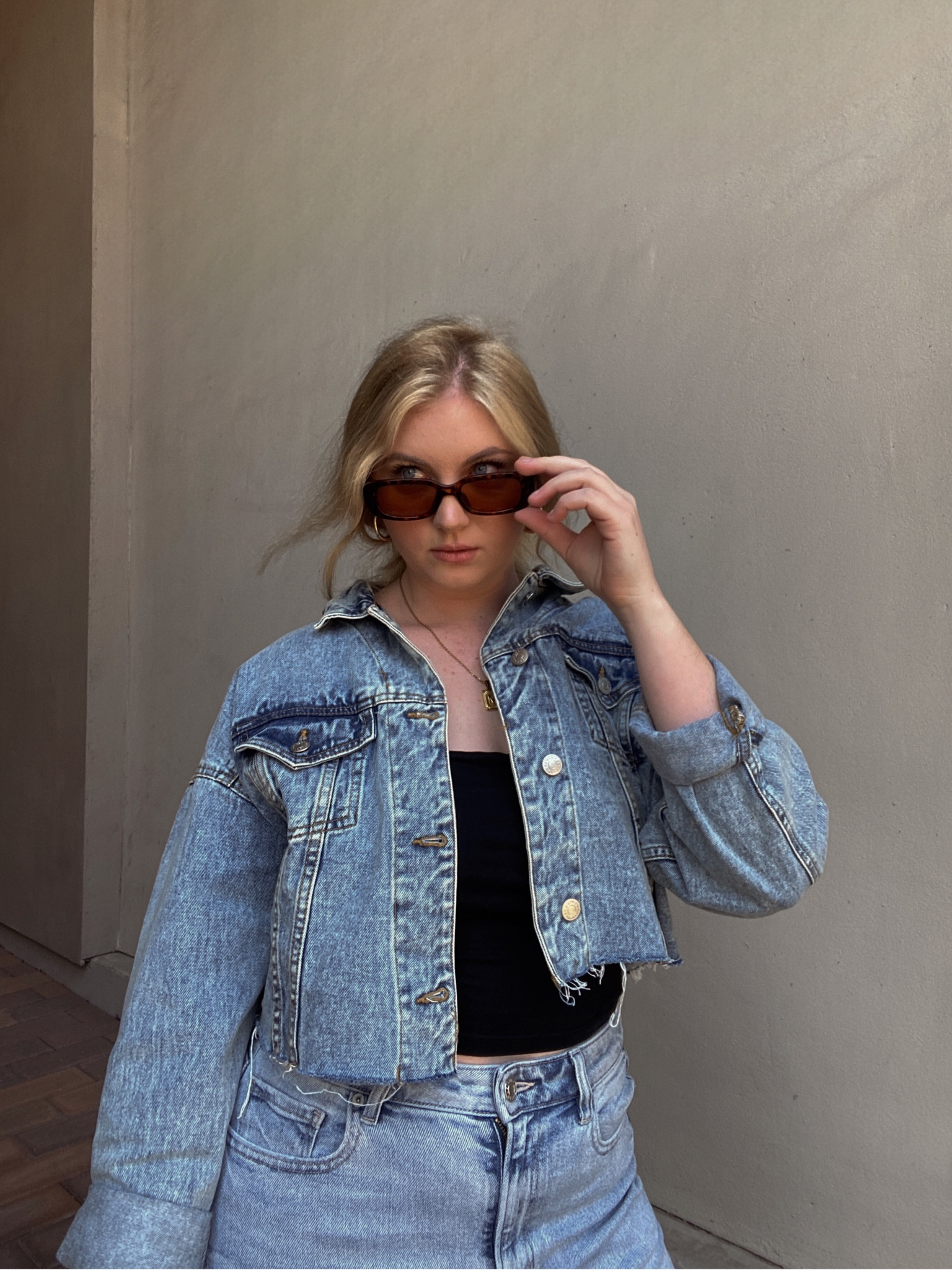 Denim On Denim

Jean Jacket Size L
Black Tube Top M
Denim Mom Jeans 

American Eagle Jeans, denim on denim look, spring casual, denim outfit, spring casual, cropped denim



#LTKunder100 #LTKSeasonal #LTKstyletip