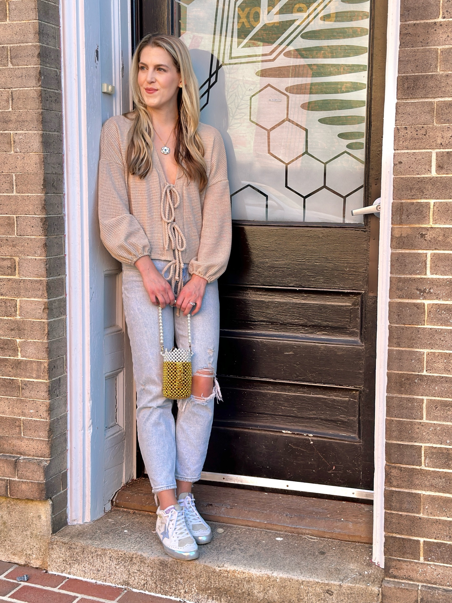 Top - older, linking similar 

Jeans - wearing my usual size 25

Sneakers - wearing a size 37 EU