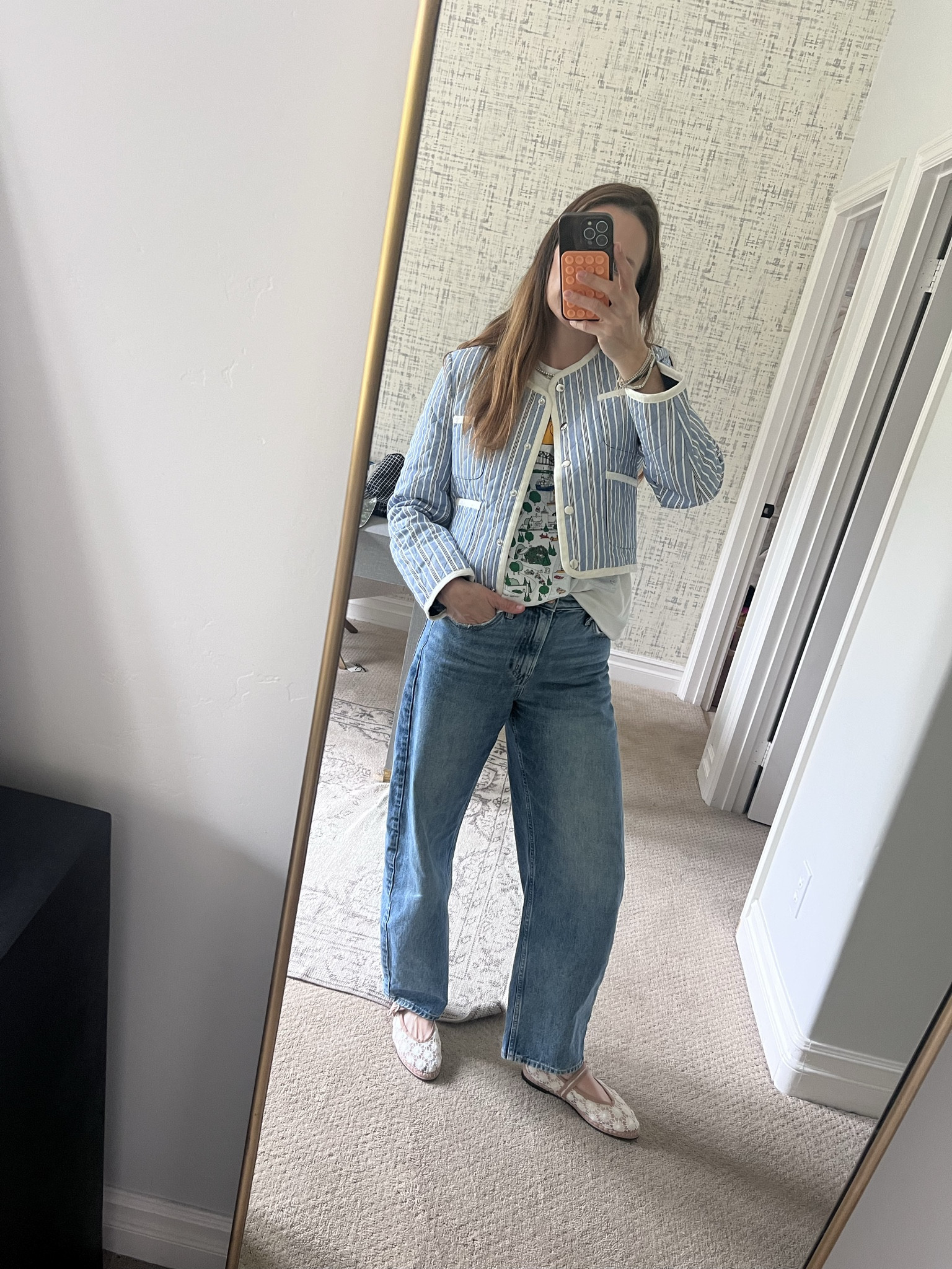 Vintage shirt, cool girl style, over 40s outfit, over 40 style, quiet luxury, cool girl aesthetic, knit flats, ballet flats, Mary Jean Flatts, barrel jeans, quilted jacket ￼

#LTKootd #LTKOver40 #LTKdayinmylife