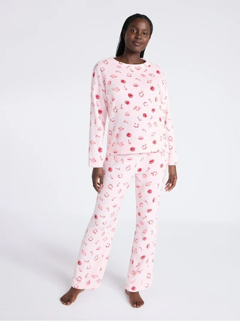 Joyspun Women's Folded Giftable Plush Long Sleeve Top and Pants Pajamas Set, 2-Piece, Sizes S-3X | Walmart (US)