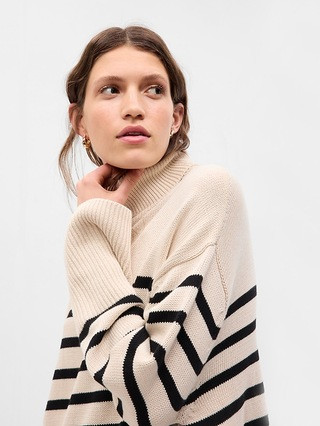 24/7 Split-Hem Turtleneck Sweater | Gap (US)