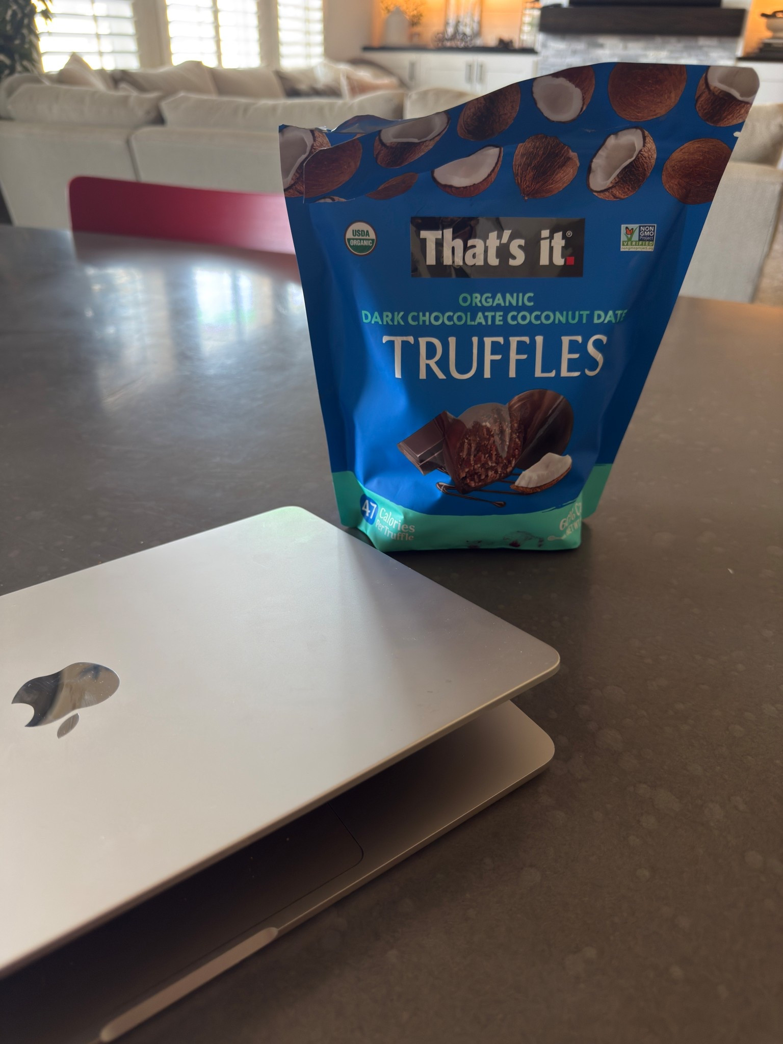 I have a major sweet tooth! And these truffles truly hit the spot! 
Of course, easy to overdo but with just 47cal a piece it’s the perfect little sweet treat to have after dinner or before a workout! 